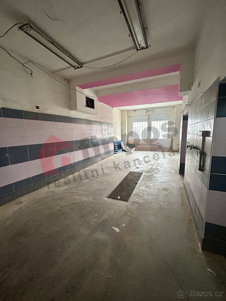 Pronájem garáže, 77m2 v Bruntále - 3