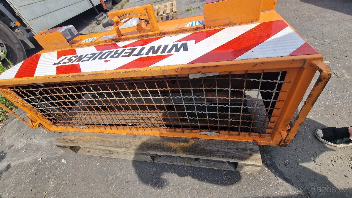 Sypač KIF pro MULTICAR - 3