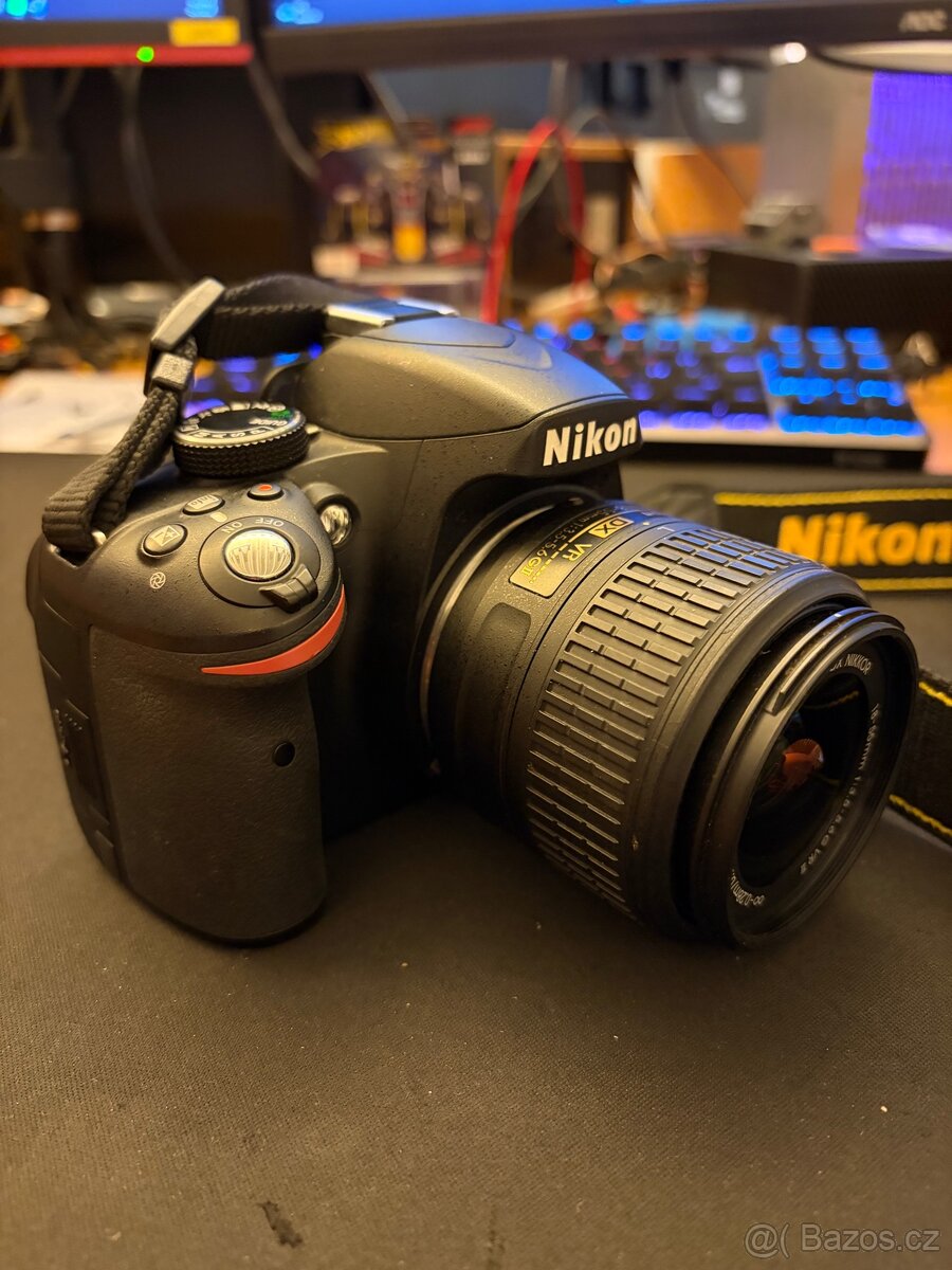 Nikon D3200 - 3