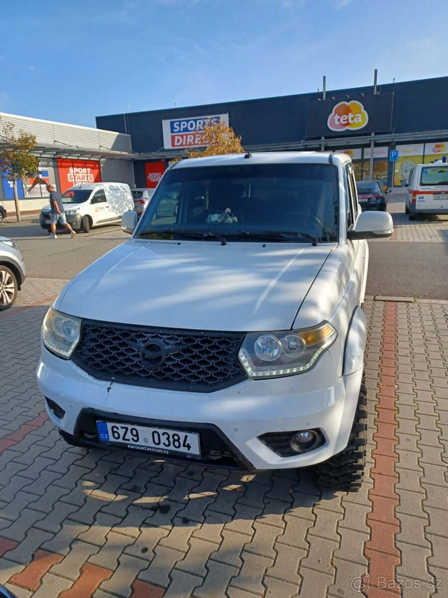 UAZ Patriot 2.7 benzin