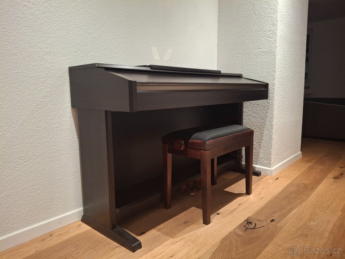Yamaha Clavinova CLP 130 - 3