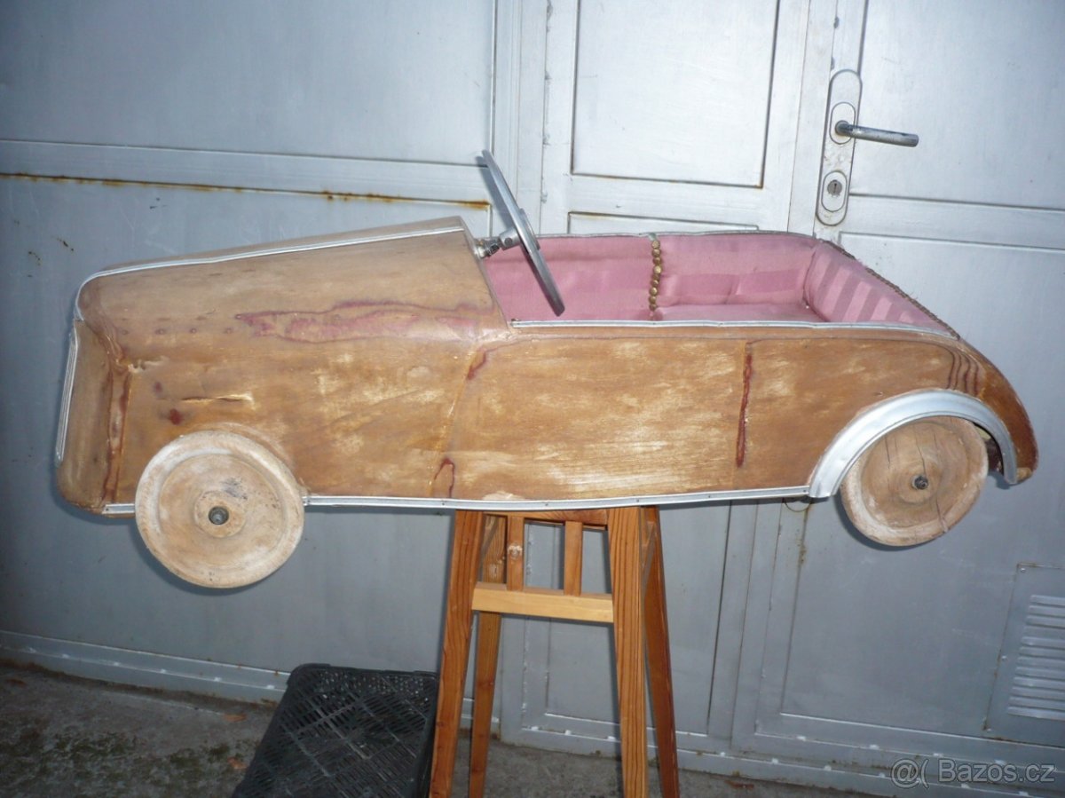 Starožitné dřevěné autíčko Art Deco z 20-tých let - 3