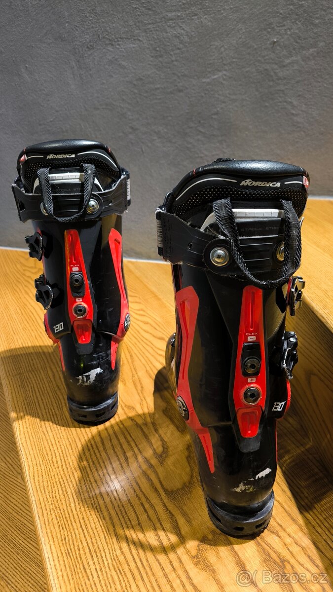 Lyžařské boty Nordica Speedmachine 3 130 S GW vel. 27/27,5 - 3