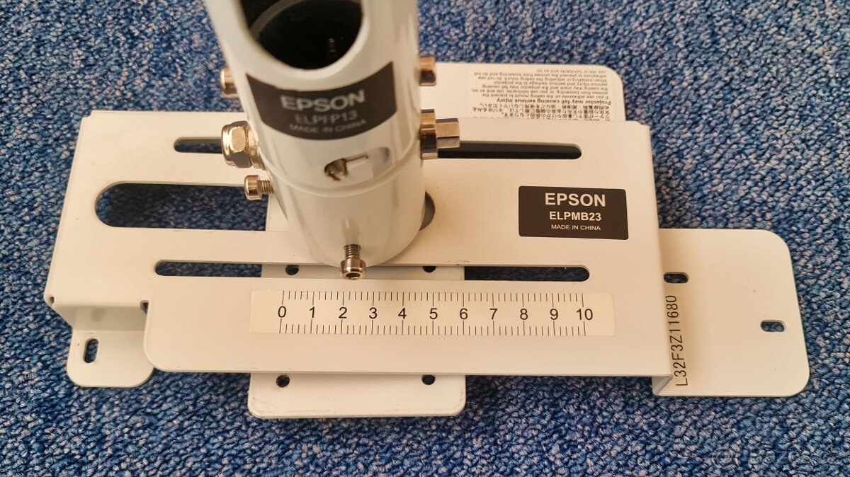 Držák pro projektory + prodlužovací tyč Epson za 46% PC - 3