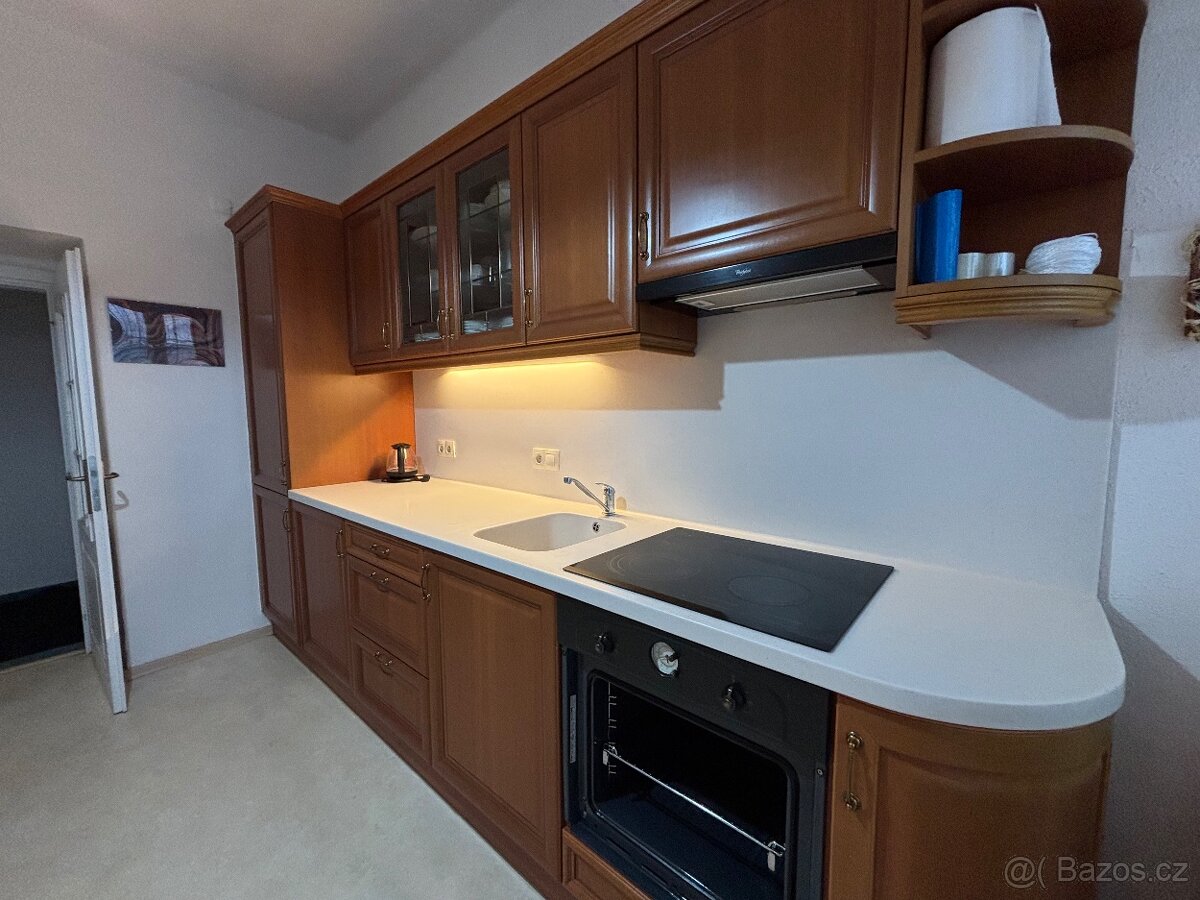 Pronájem bytu 2+1 62m2, Na Veselí, Praha 4 - 3