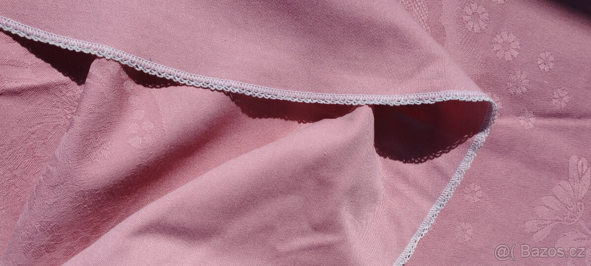 Ubrus ovál 127 x 135 cm - 3