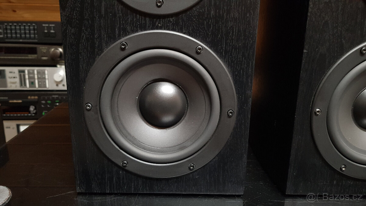 Universum regálové reprobedny - 3