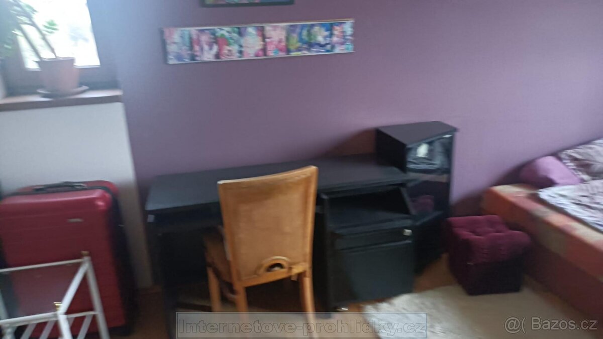 Samostatný pokoj P5 Radotín pro dívku DK00088V - 3