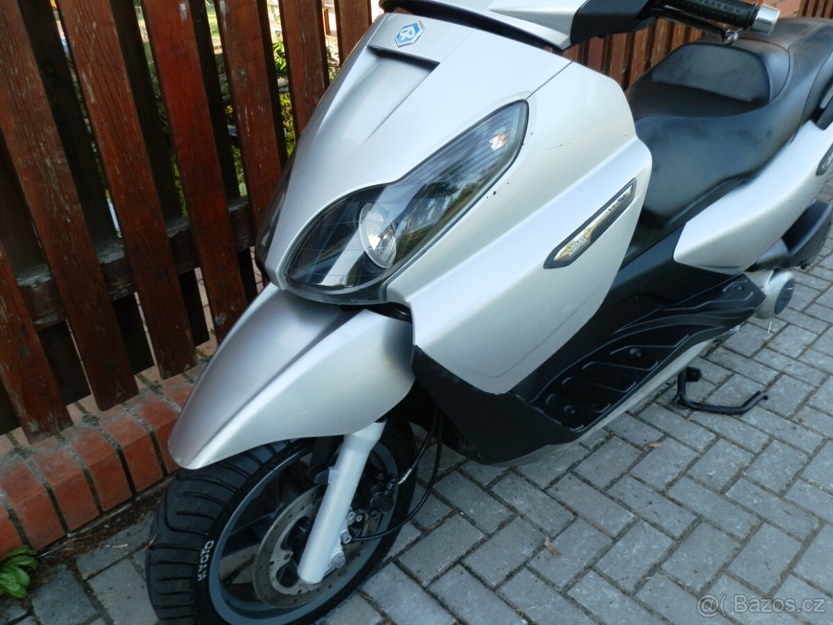 Piaggio X7 125 - 3