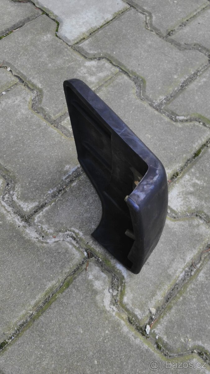 Prodám bok nárazníku VAZ 2104 - 3