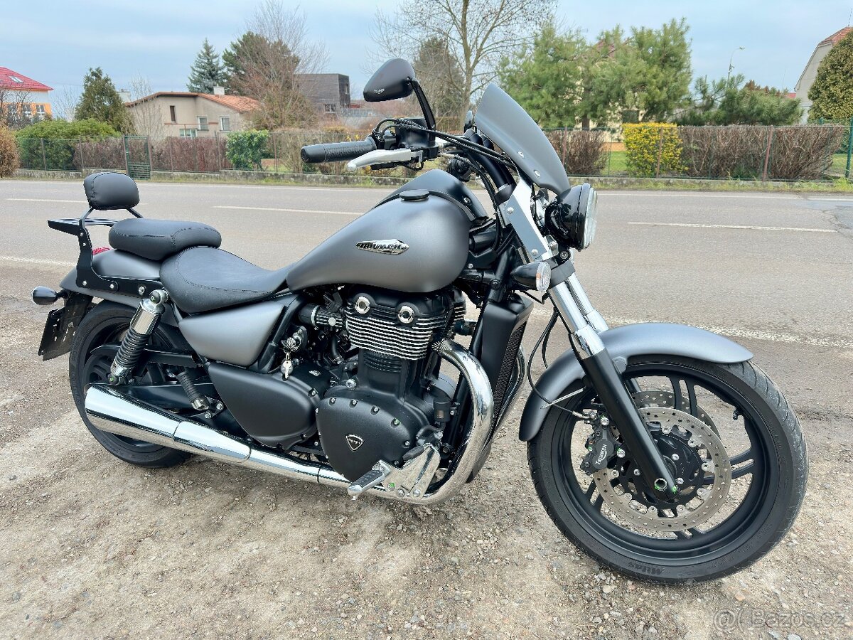 Triumph Thunderbird 1700 storm - 3