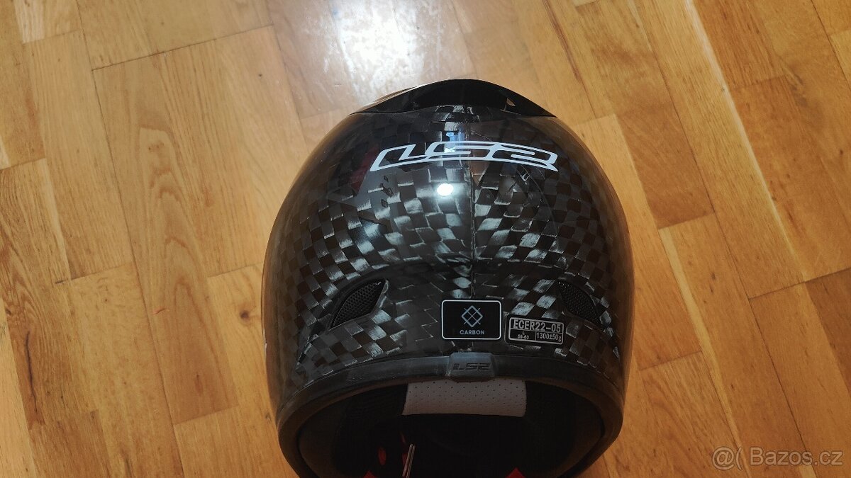 Nejetá karbon LS2 přilba - 3