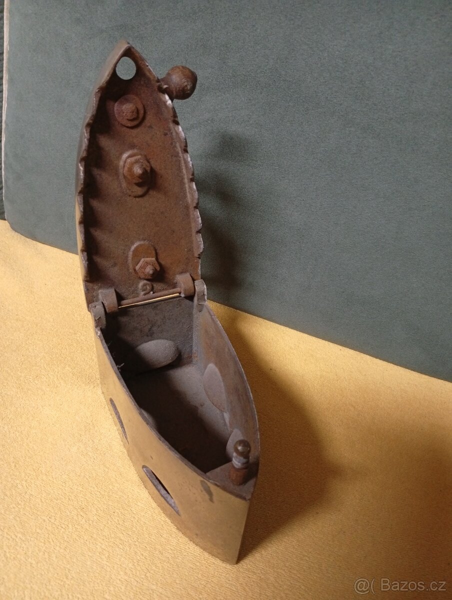 Starožitná sběratelská žehlička - 3