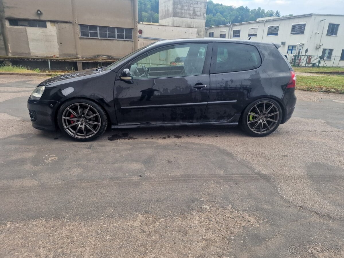 VW Golf 5 GTI Edition 30 - 3