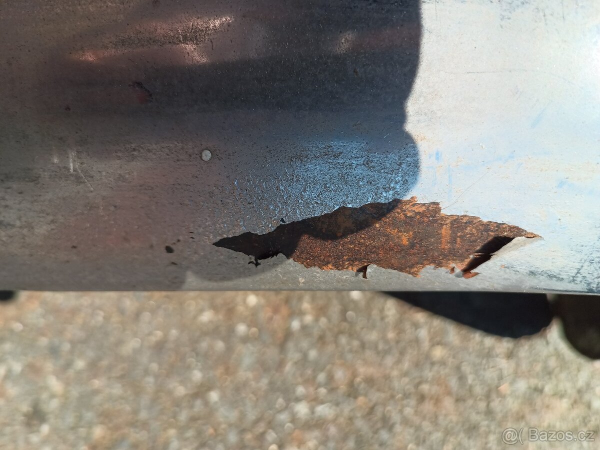 Moskvič 408 / 412 nárazník, levá část - 3