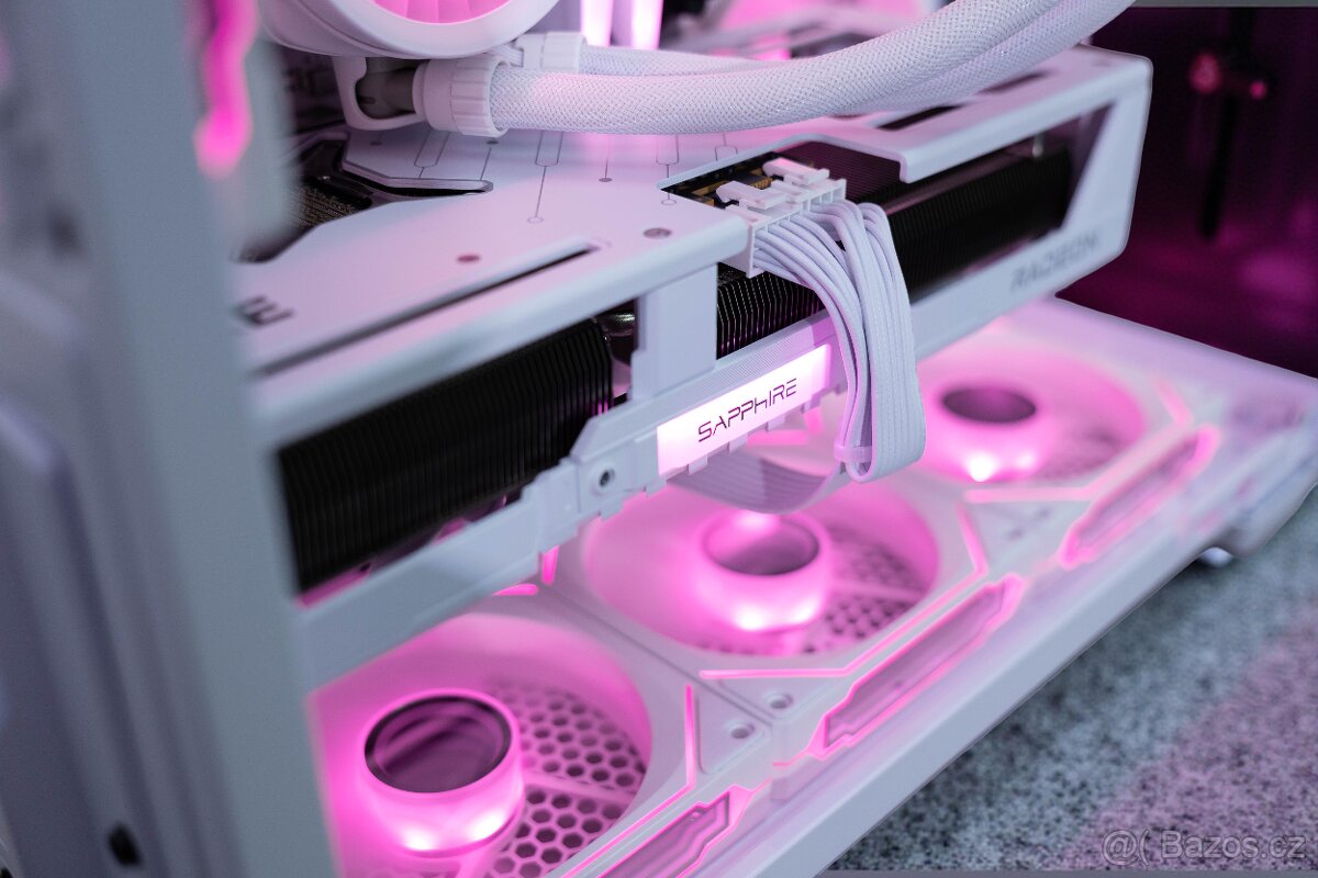 Herní PC - Ryzen 7 7800XD / 32GB / 1TB / RX 9070 XT 16GB - 3
