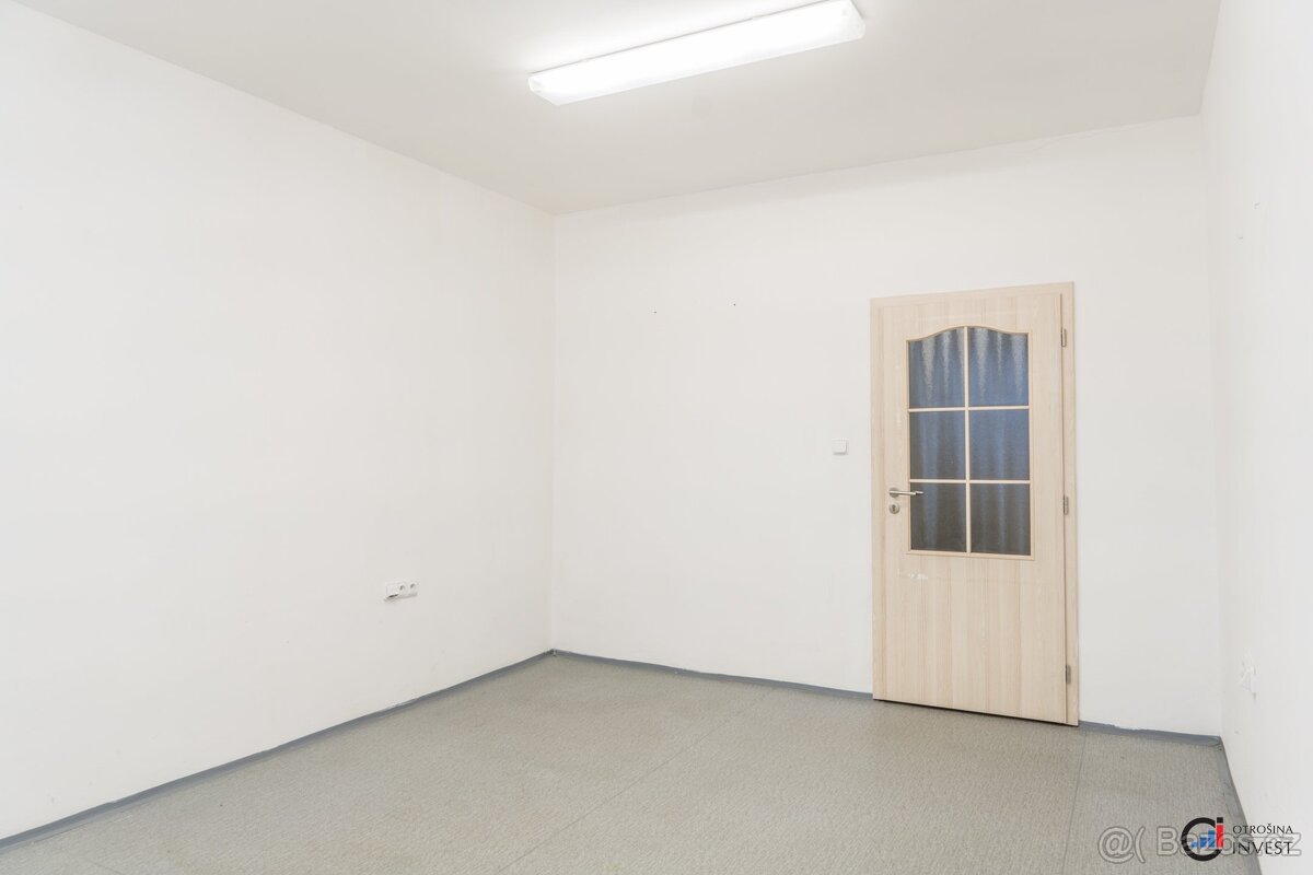 Pronájem kanceláří 17 m², Pardubice - Semtín, ev.č. 00744 - 3