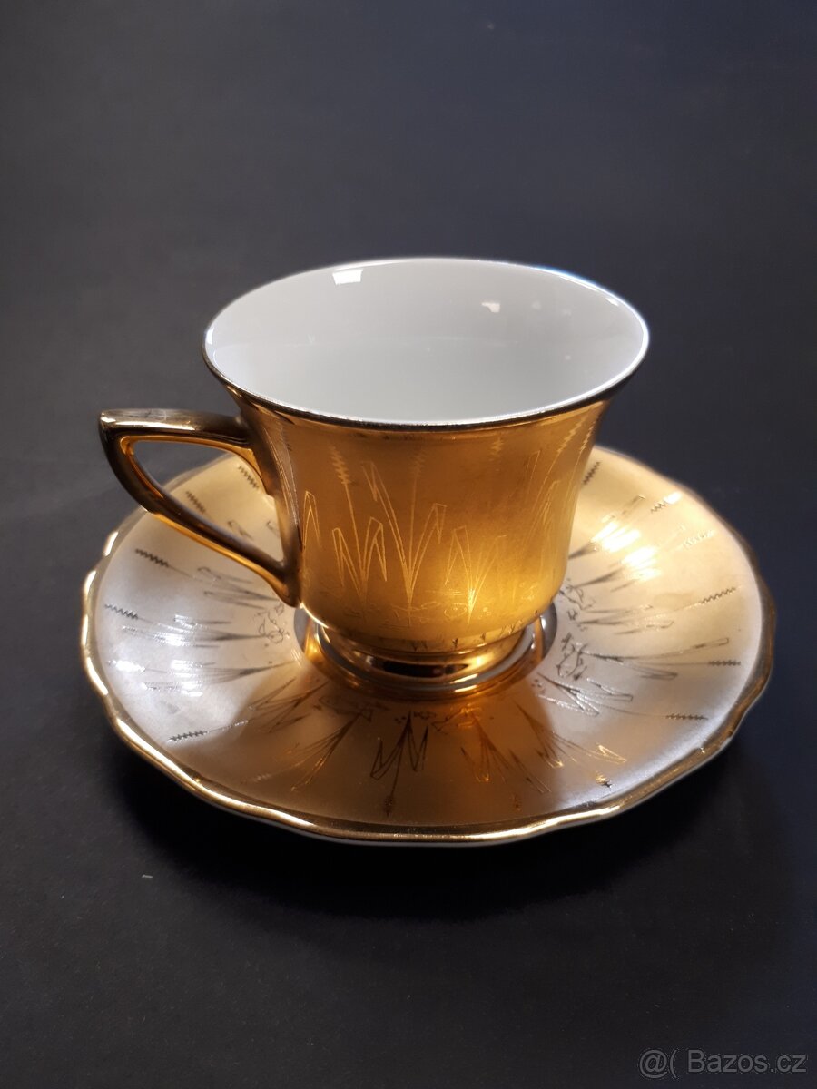 Starožitné šálky na moc a kávu - 3