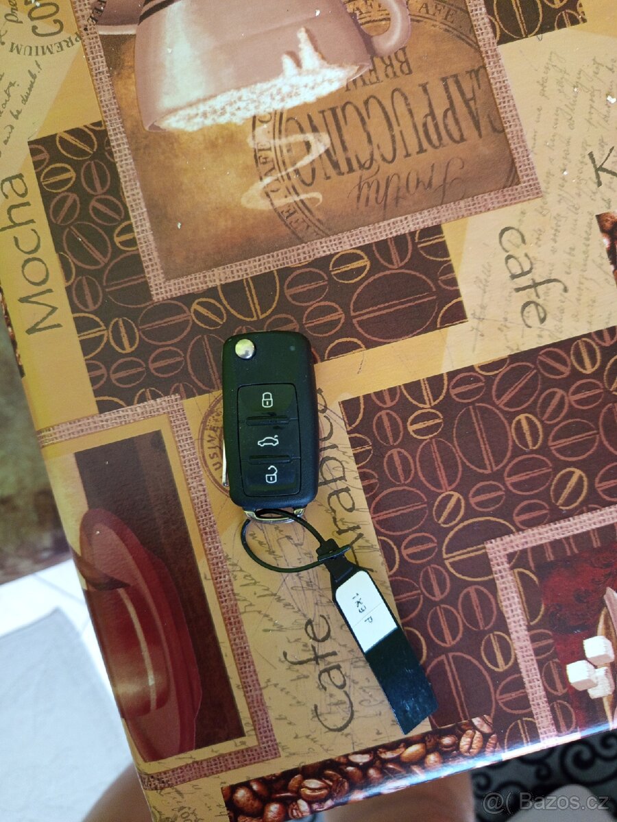 WV Golf 6 (Klič, Objímka žárovky, spojka) - 3