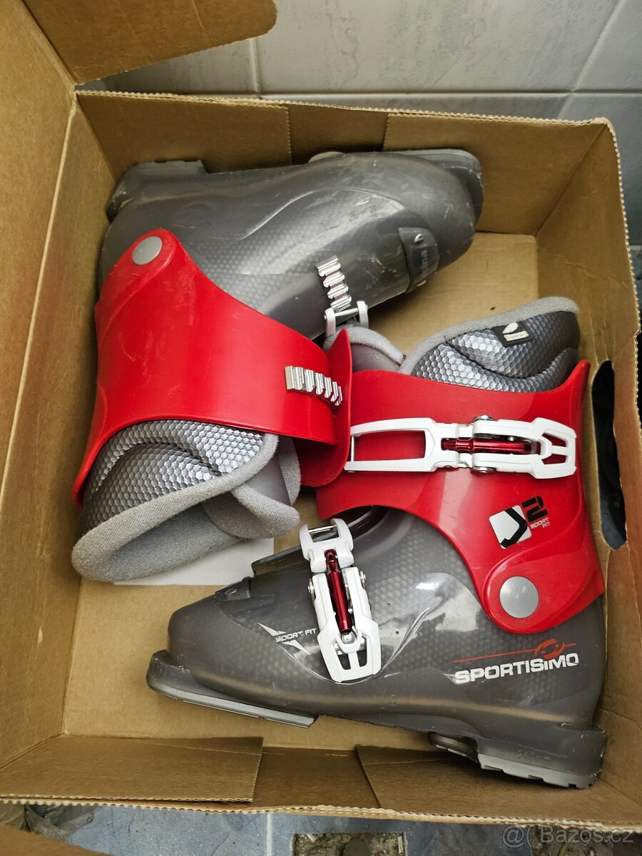 set lyže +boty+hulky+helma - 3