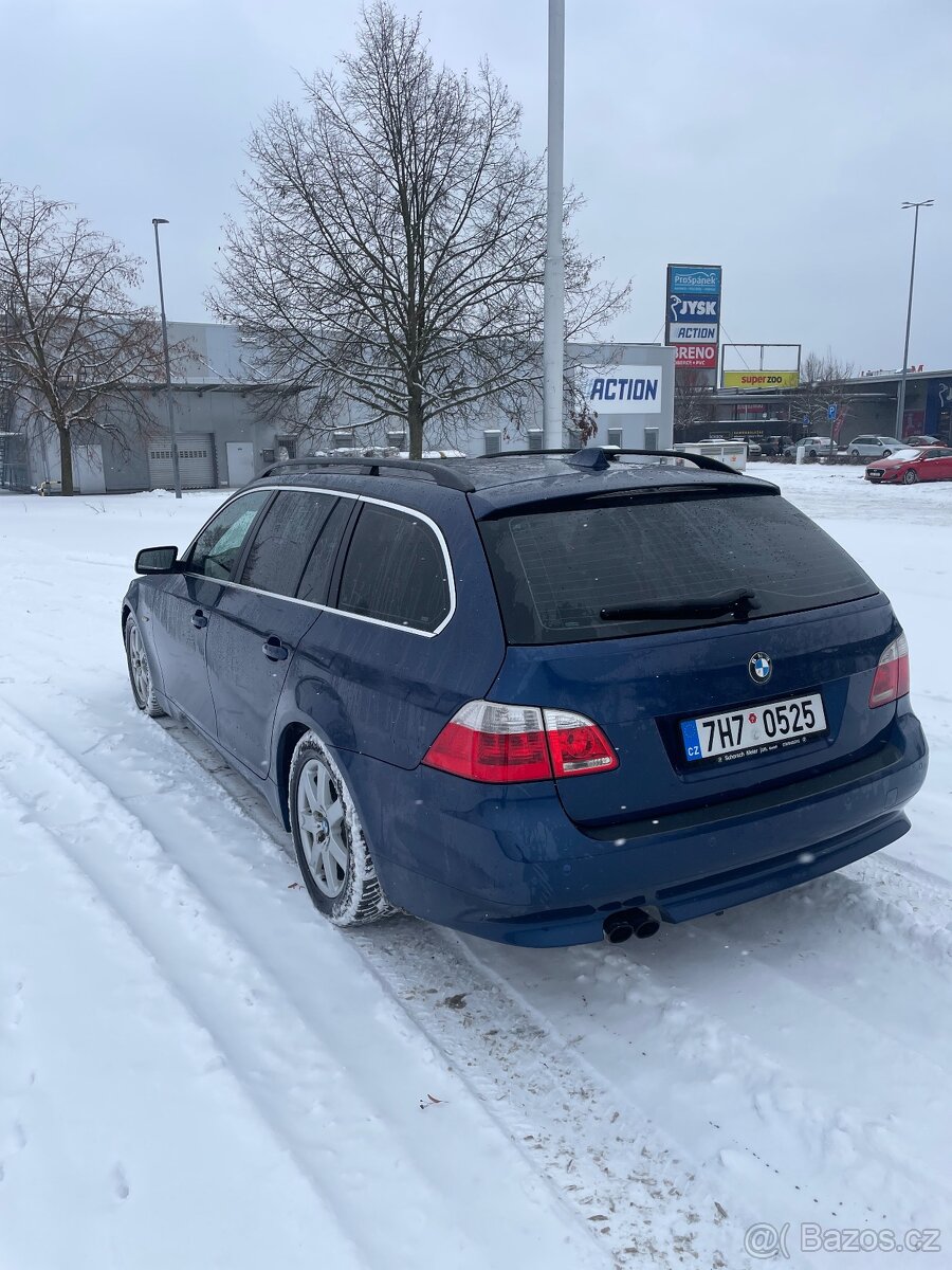 Bmw e61 525i - 3