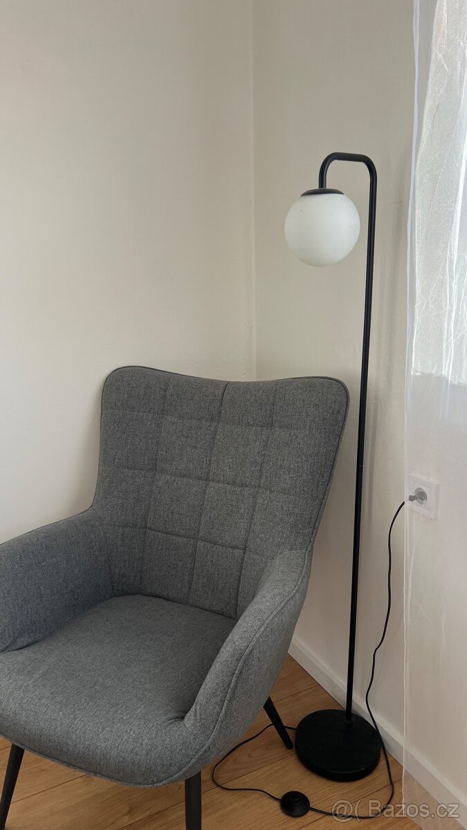 Křeslo s podnožkou - 3