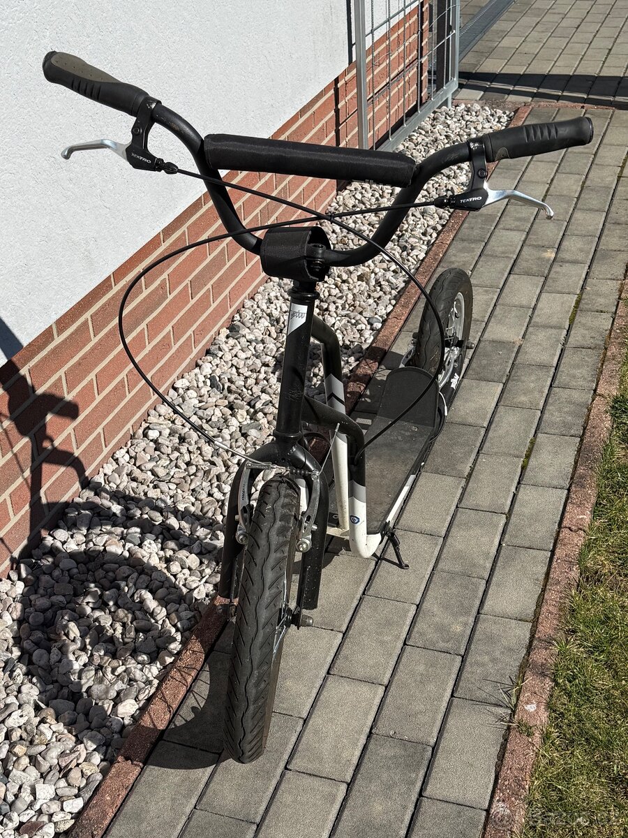 Koloběžka YEDOO city - 3