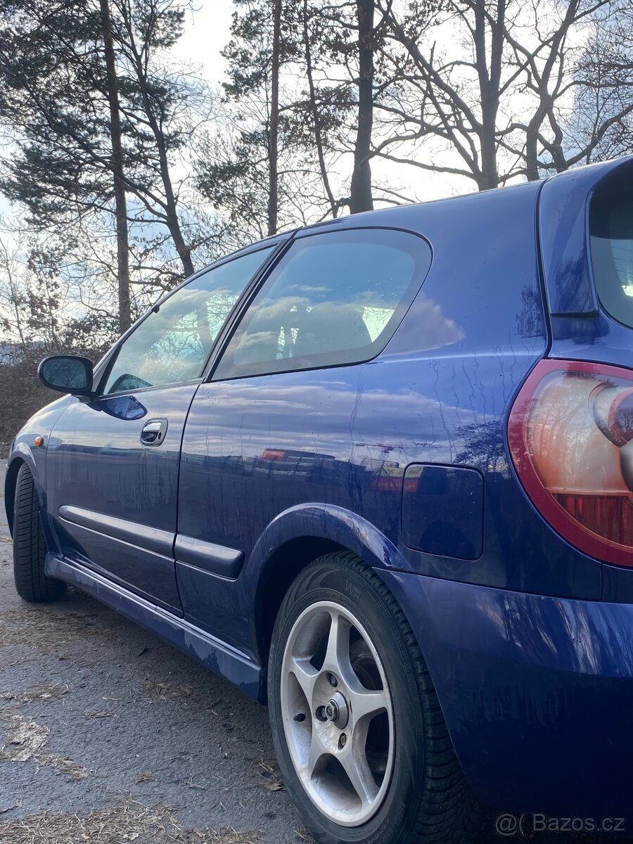 Nissan almera 1.8 85kw - 3