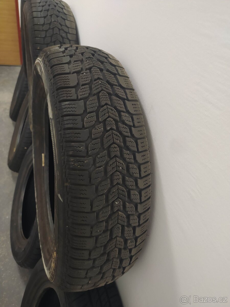 Pneu 165/70 R14 - 3