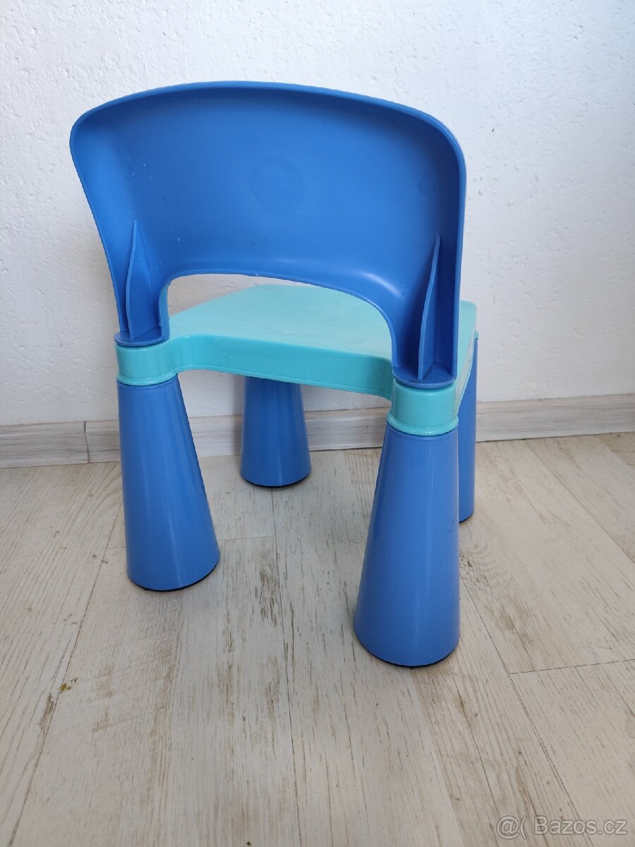 Plastová dětská židlička - 3
