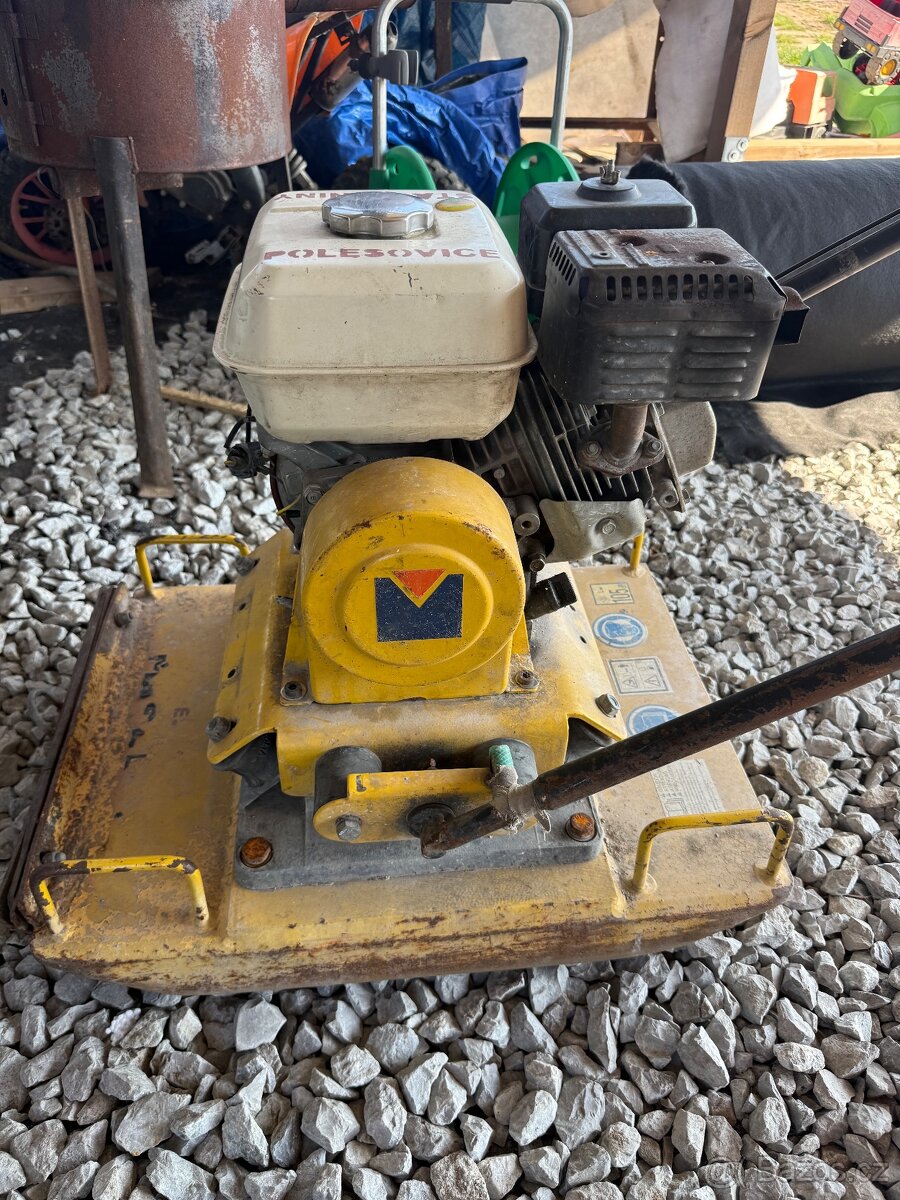 Vibrační deska s motorem honda - 3