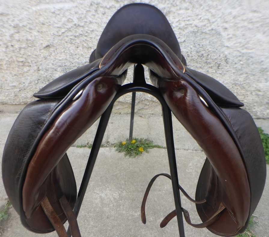 Luc Childeric DSG - 3