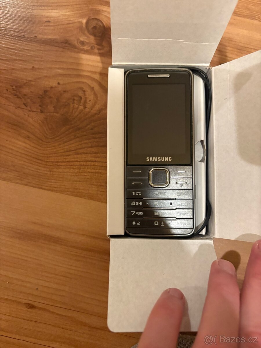 Prodám mobily - 3