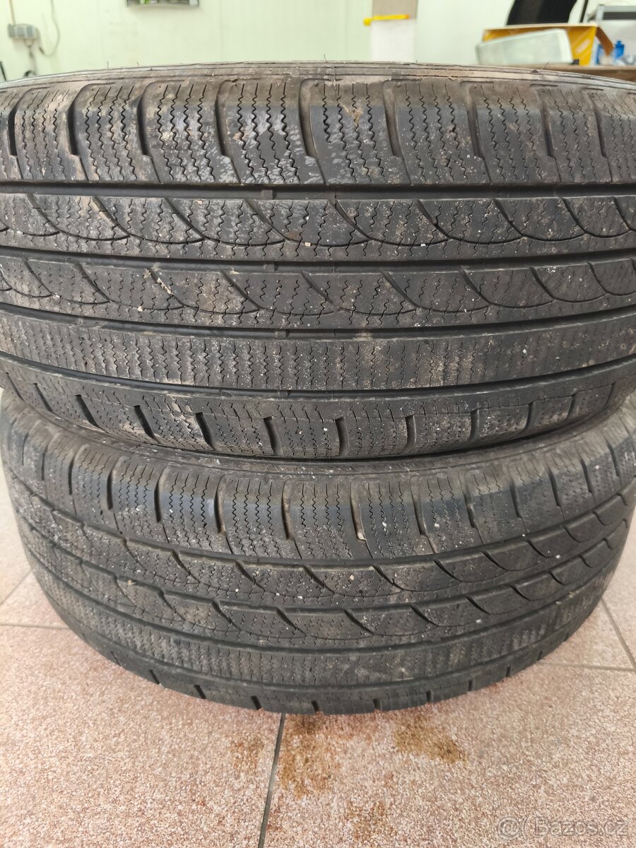 Pneumatiky 225/60R17 celoroční - 3