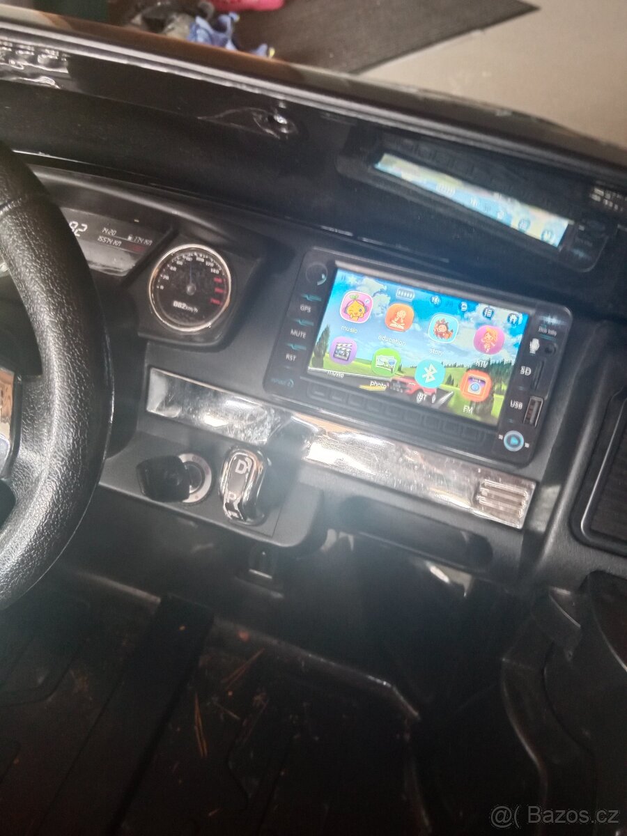 Elektrické autíčko Ford Ranger4x4 - 3