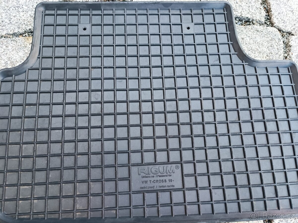 Gumové koberce + gumová vana do kufru pro VW T-CROSS - 3