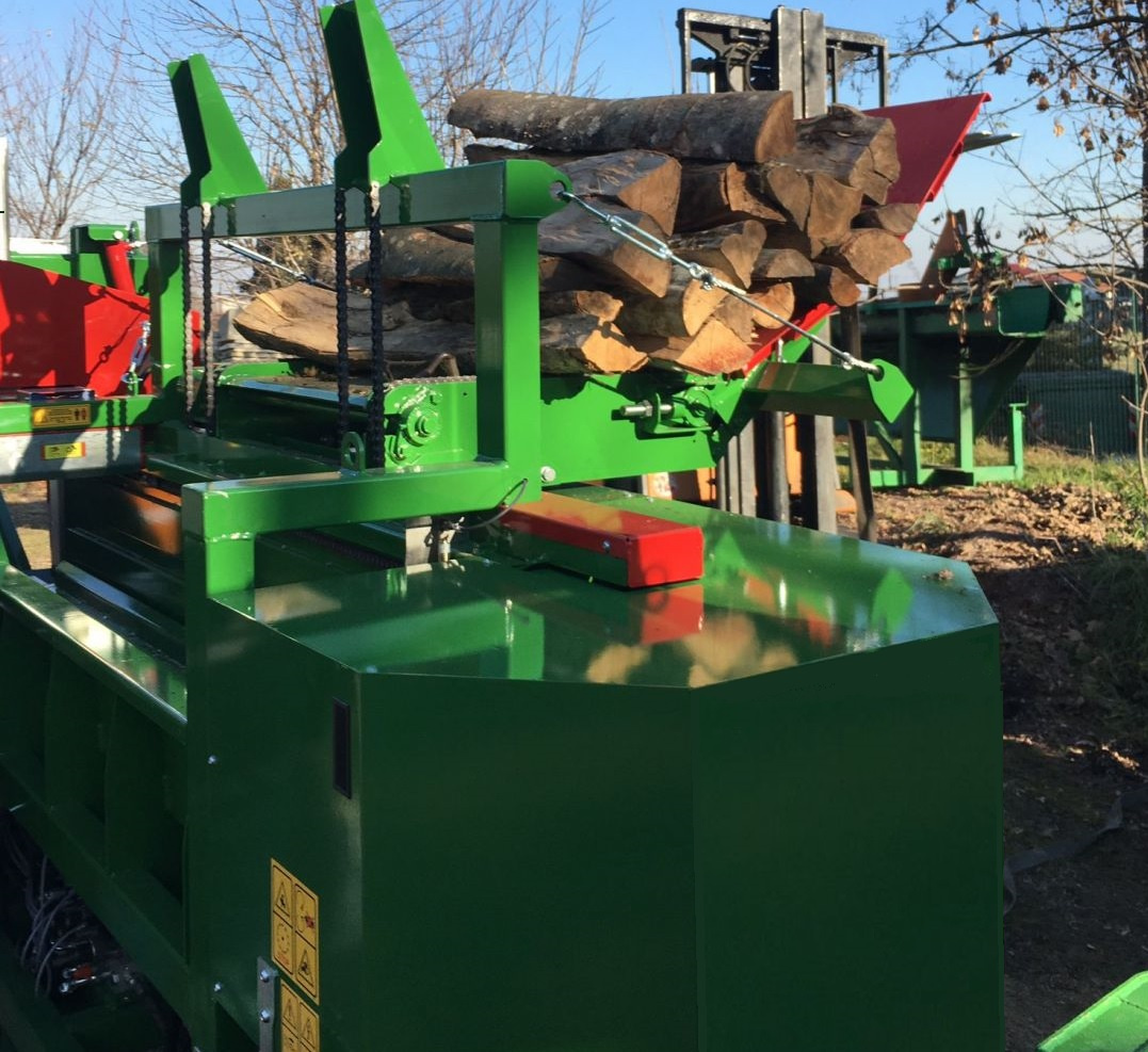 Prodám Kotoučovou pilu MASTER CUT 800 na palivo - 3