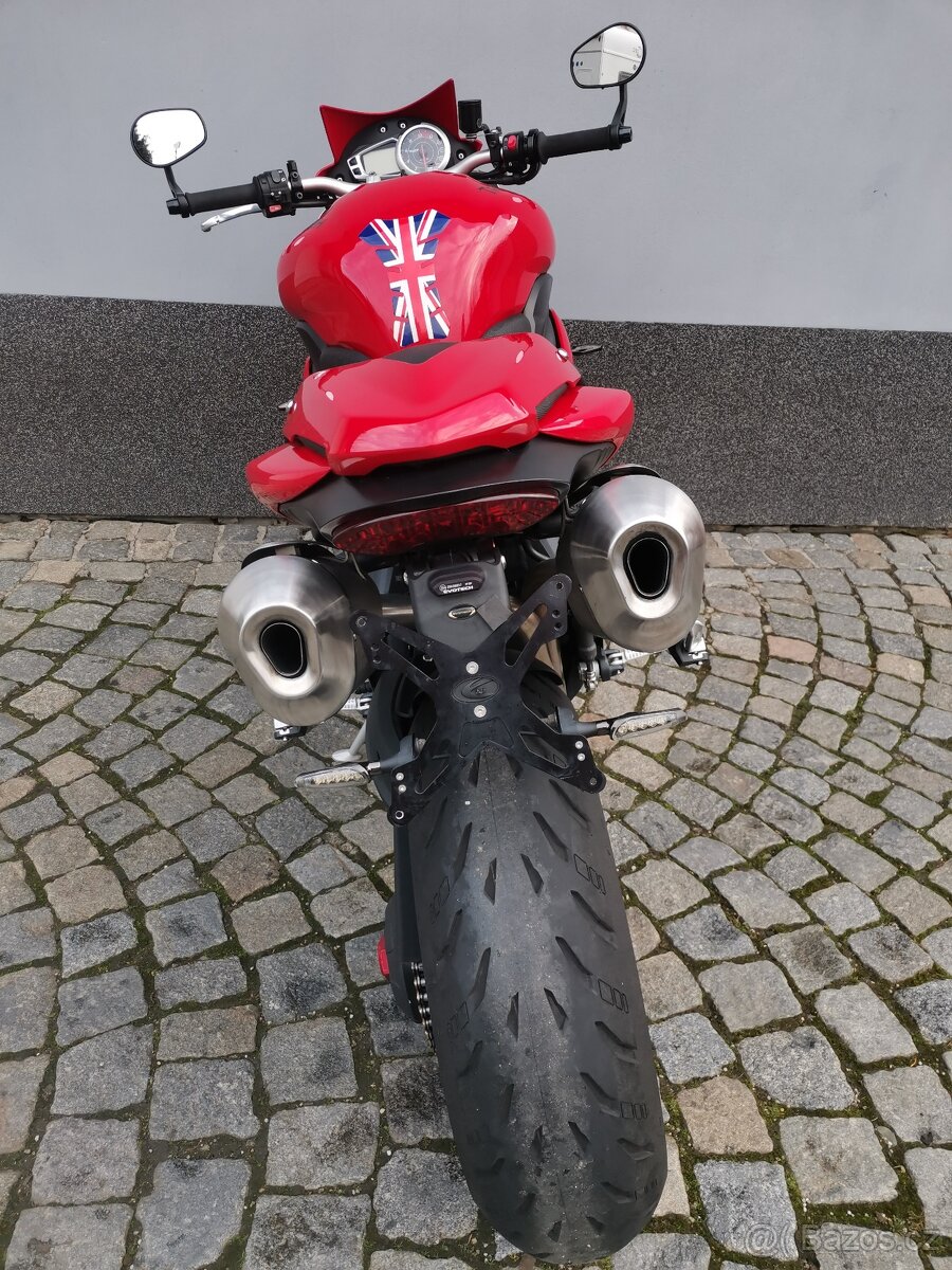 Triumph Speed triple 1050 - 3