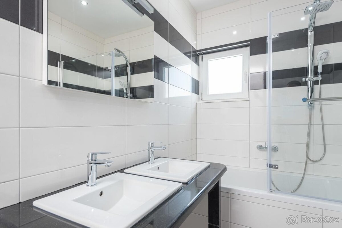 pronájem poloviny apartmánového domu. - 3