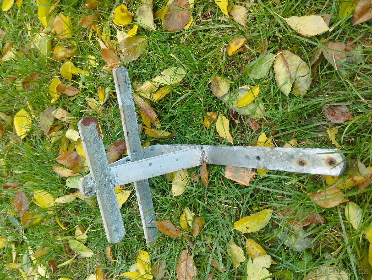 Protisněhový hák - 3