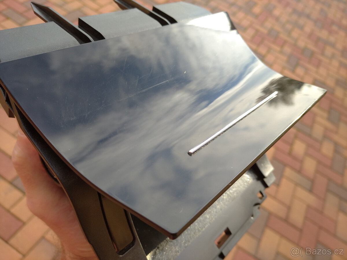 Odkládací schránka Škoda Octavia II Laurin & Klement - 3