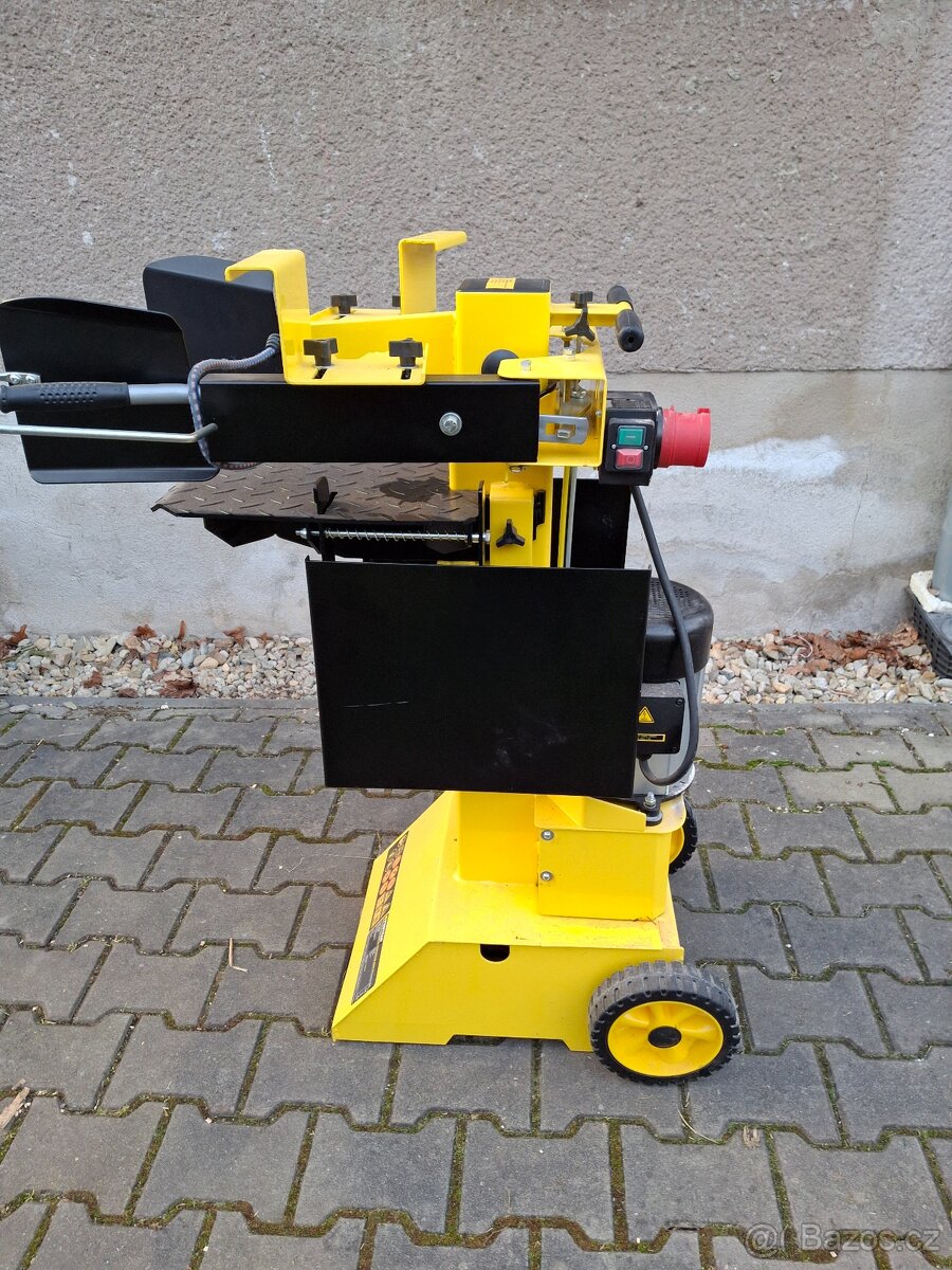 Štípačka na dřevo 8t - 3