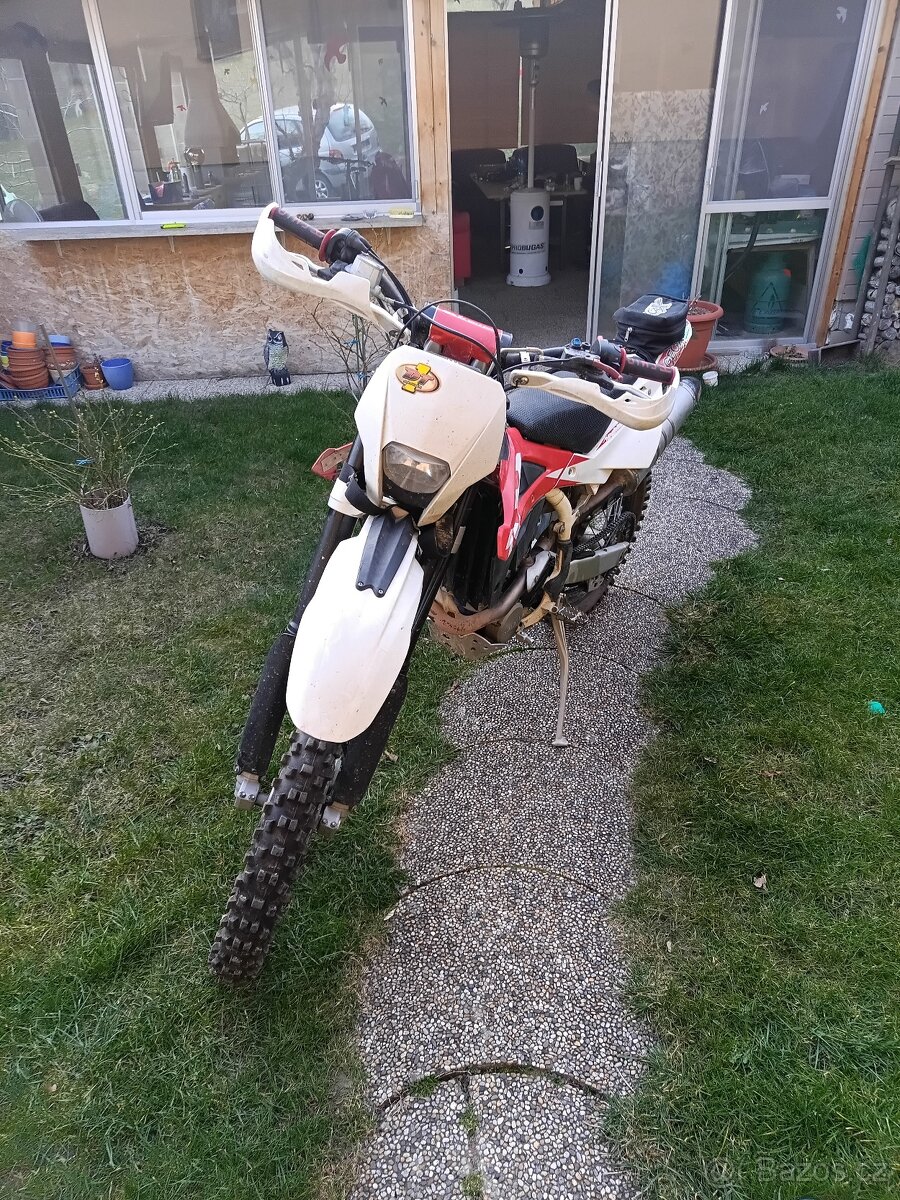 Husqvarna TE 310 rok 2011 - 3