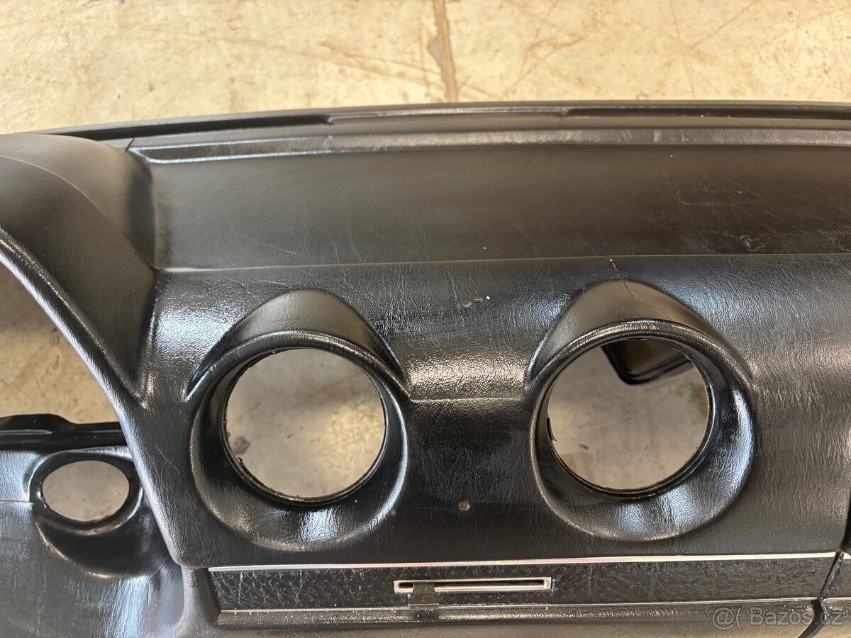 w123 palubni deska - 3