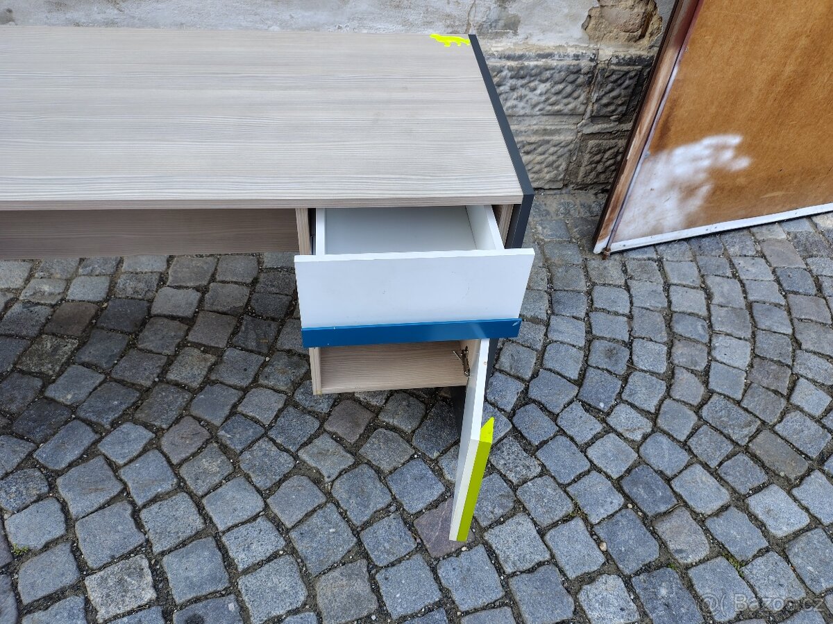 Dětský psací stůl - 3