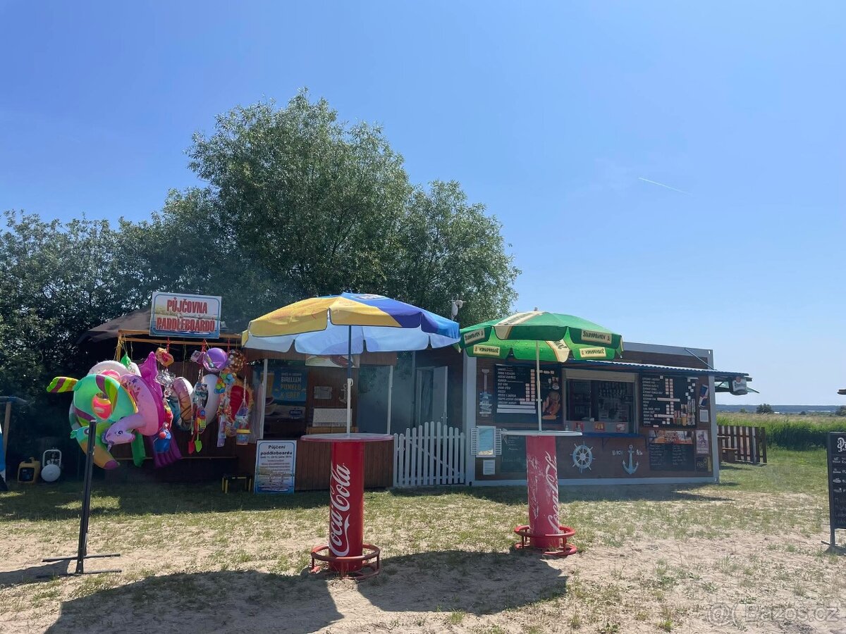 Občerstvení u jezera - 3