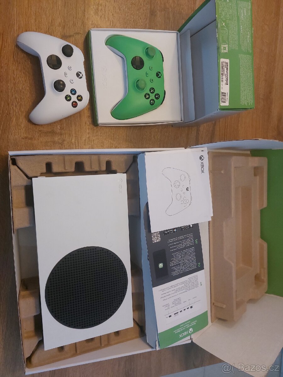 Prodám XBOX series S - 3
