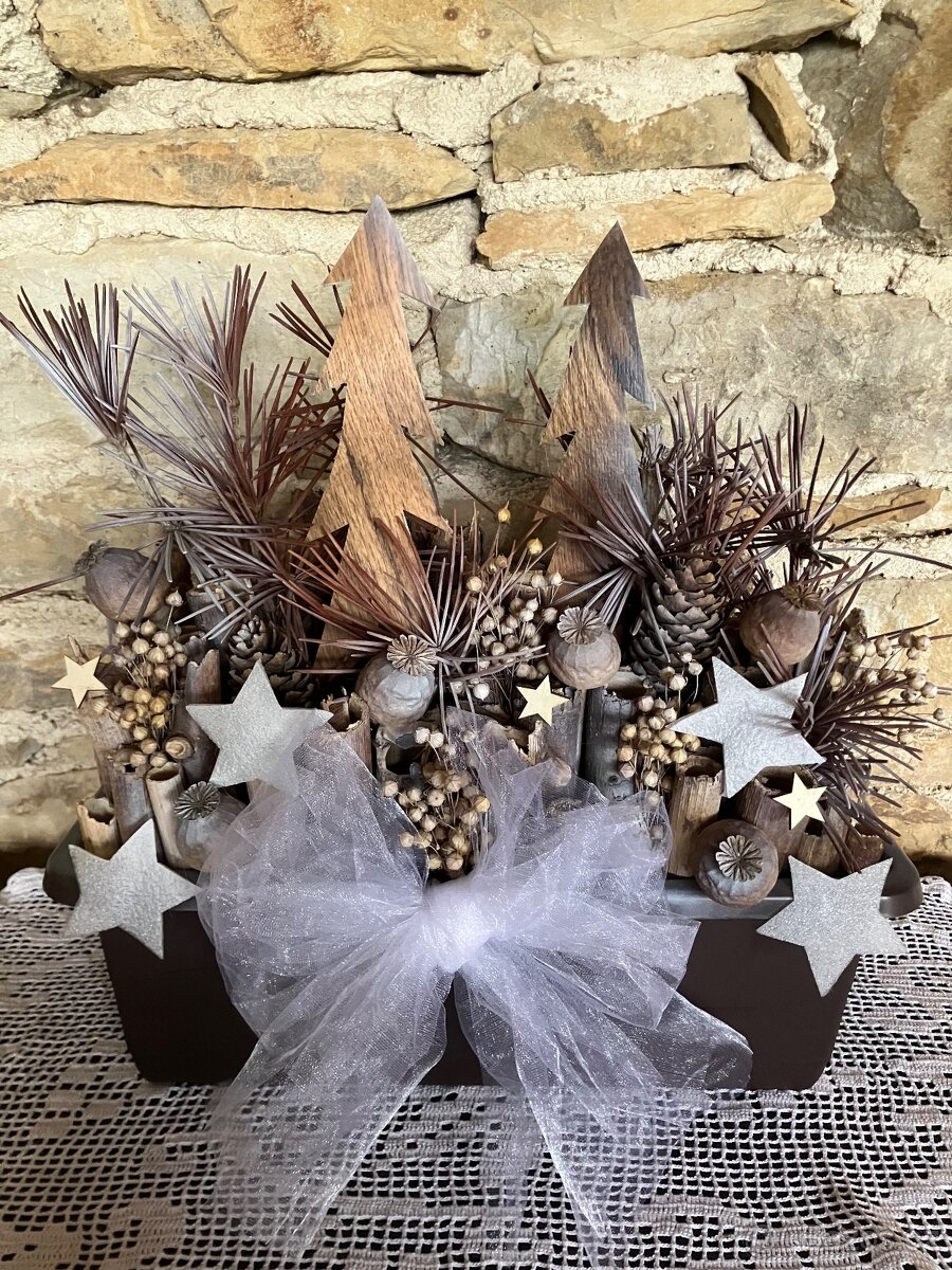 VÁNOČNÍ TRUHLÍK NA OKNA - 3