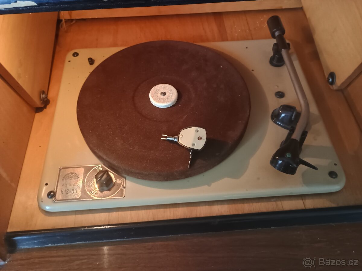 Skříňový gramofon Supraphon H 13-50, zachovalý - 3