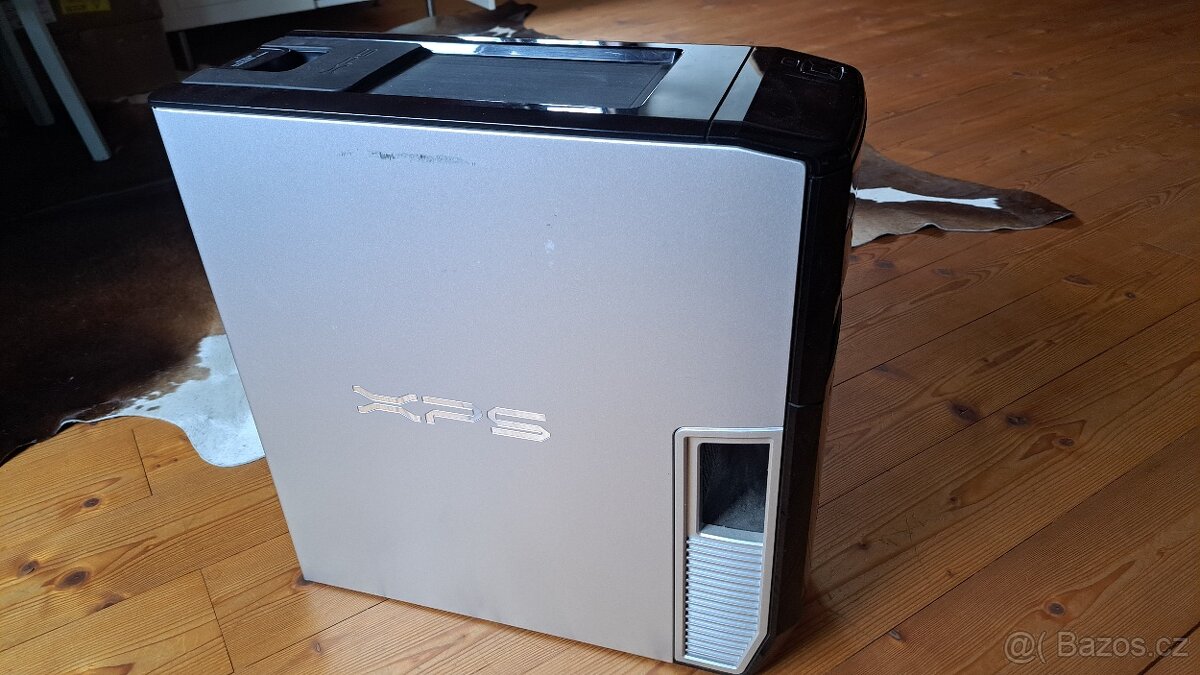 Dell XPS 420 desktop chassis a zdroj napájení počítače - 3